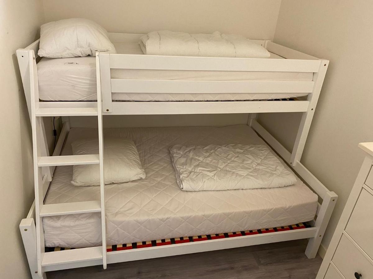Rustig Gelegen Recreatiewoning In Zeeland Apartment